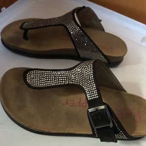 Pink & Pepper sandals